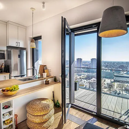 Panorama Penthouse - Center 100m2, Fast Wi-fi Apartment